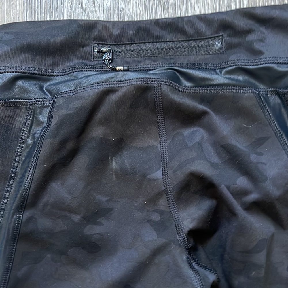 Lululemon Running Crops - Picture 5 of 7
